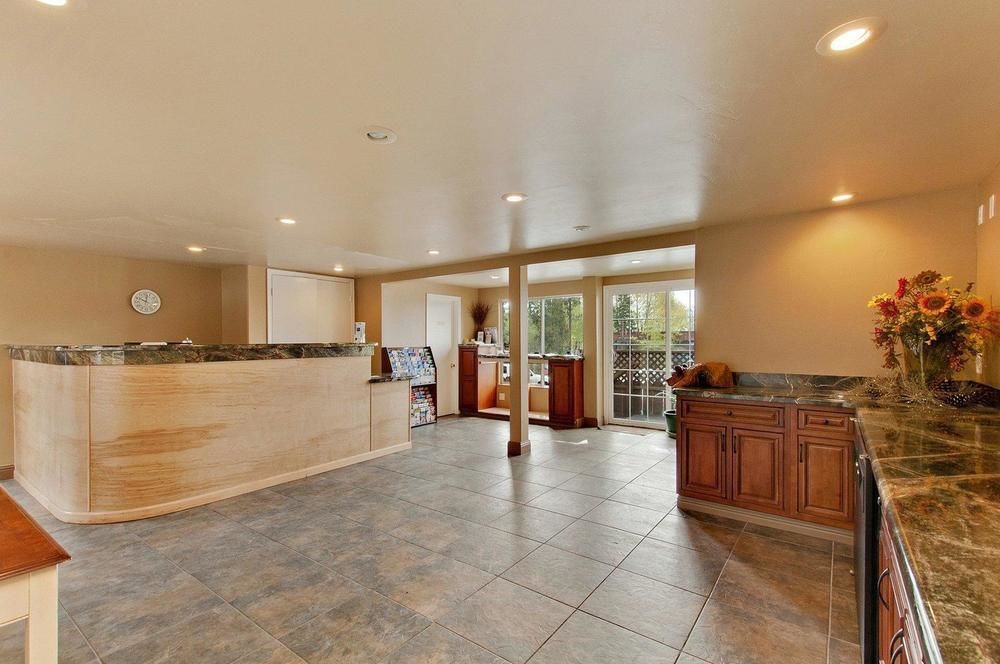 The Inn At Boatworks, Lake Tahoe ทาโฮซิตี ภายนอก รูปภาพ