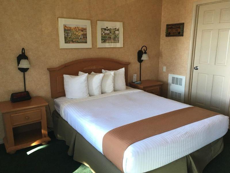 The Inn At Boatworks, Lake Tahoe ทาโฮซิตี ภายนอก รูปภาพ