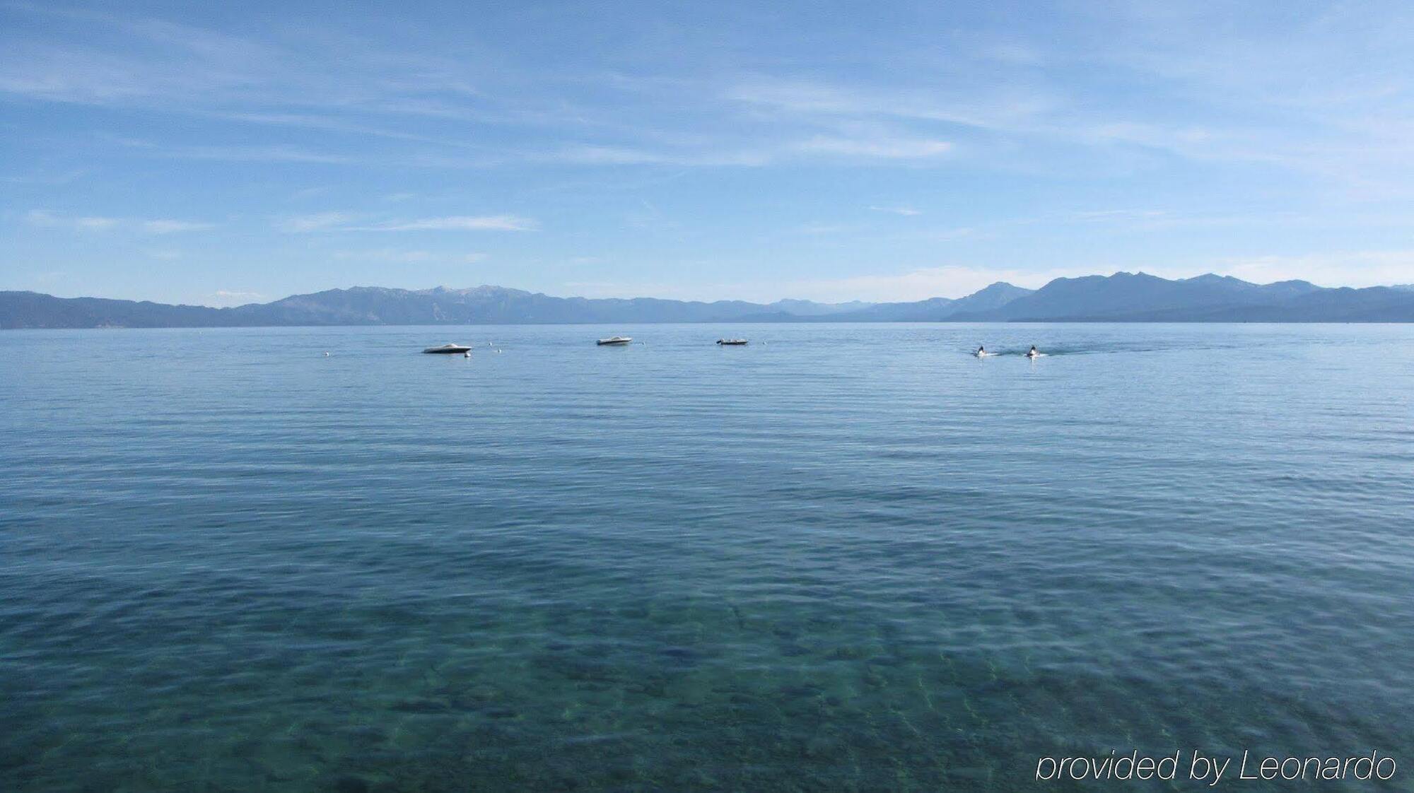 The Inn At Boatworks, Lake Tahoe ทาโฮซิตี ภายนอก รูปภาพ